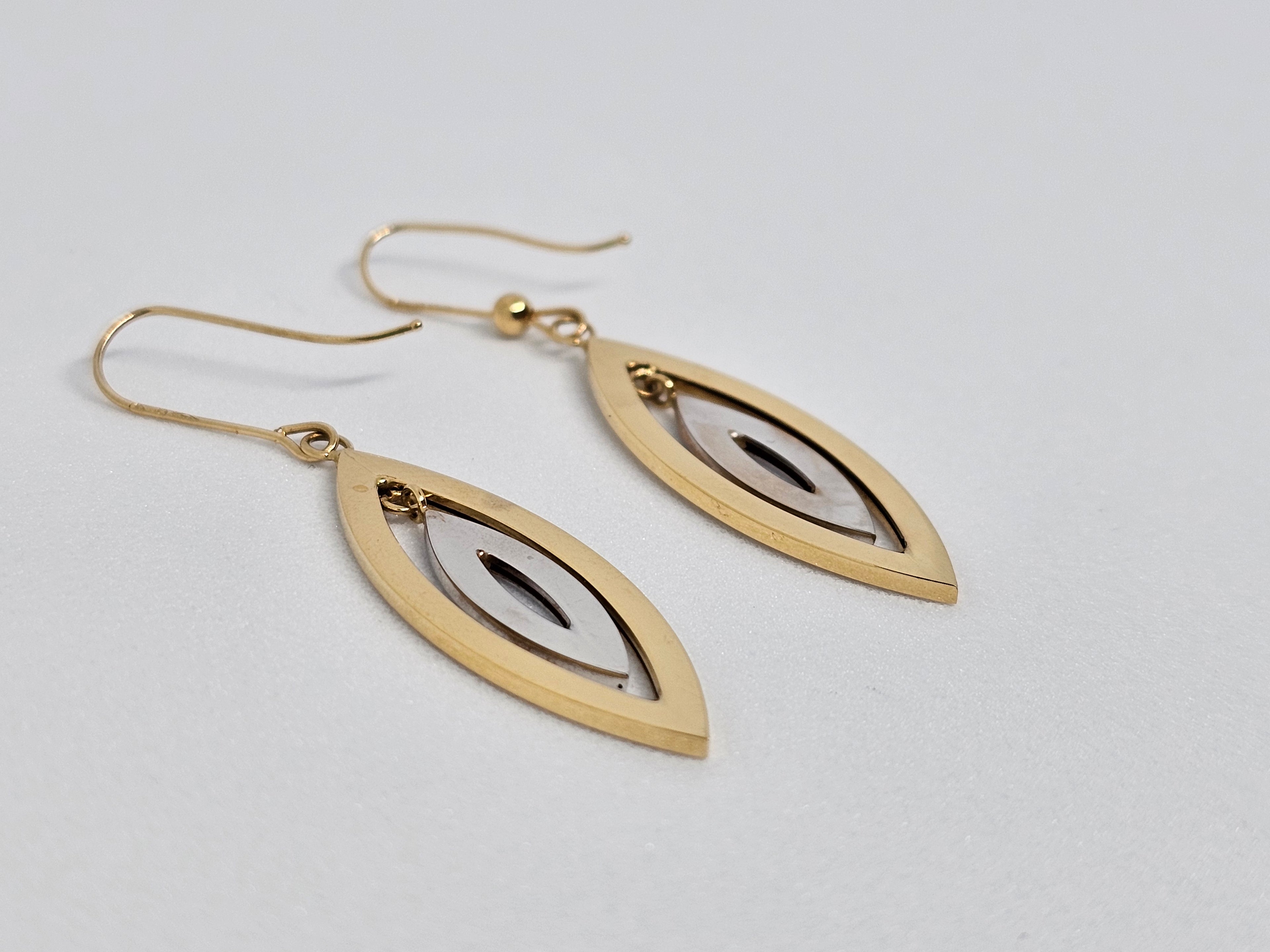 Pendientes 0ro Blanco 18K